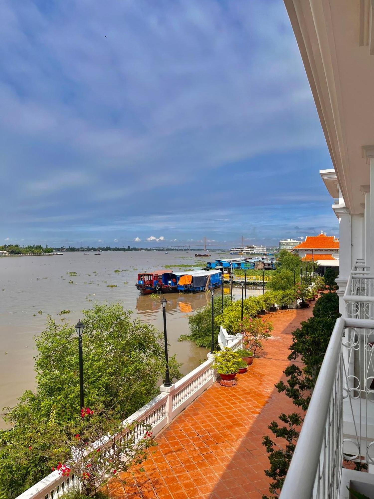 Chuong Duong Hotel Mỹ Tho Eksteriør billede