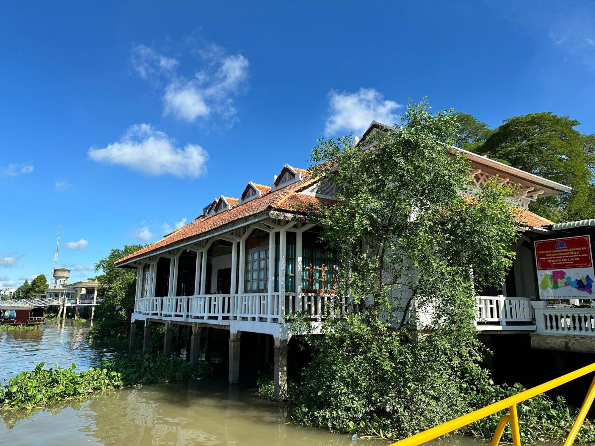 Chuong Duong Hotel Mỹ Tho Eksteriør billede